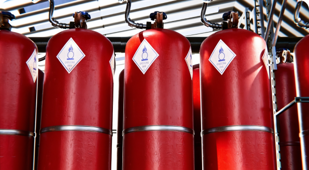 Agent cylinders and manifold